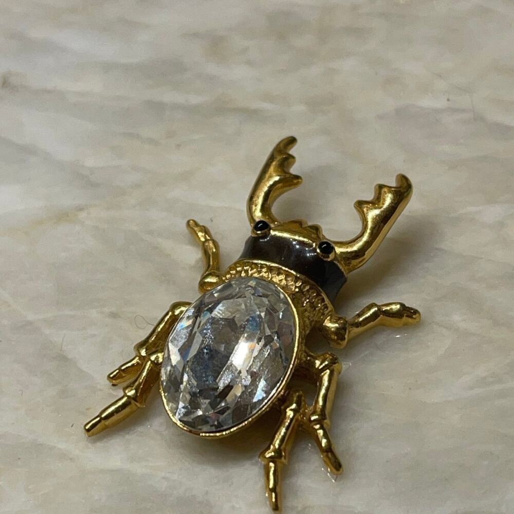 Lencia star collection Beetle crystal figurine
